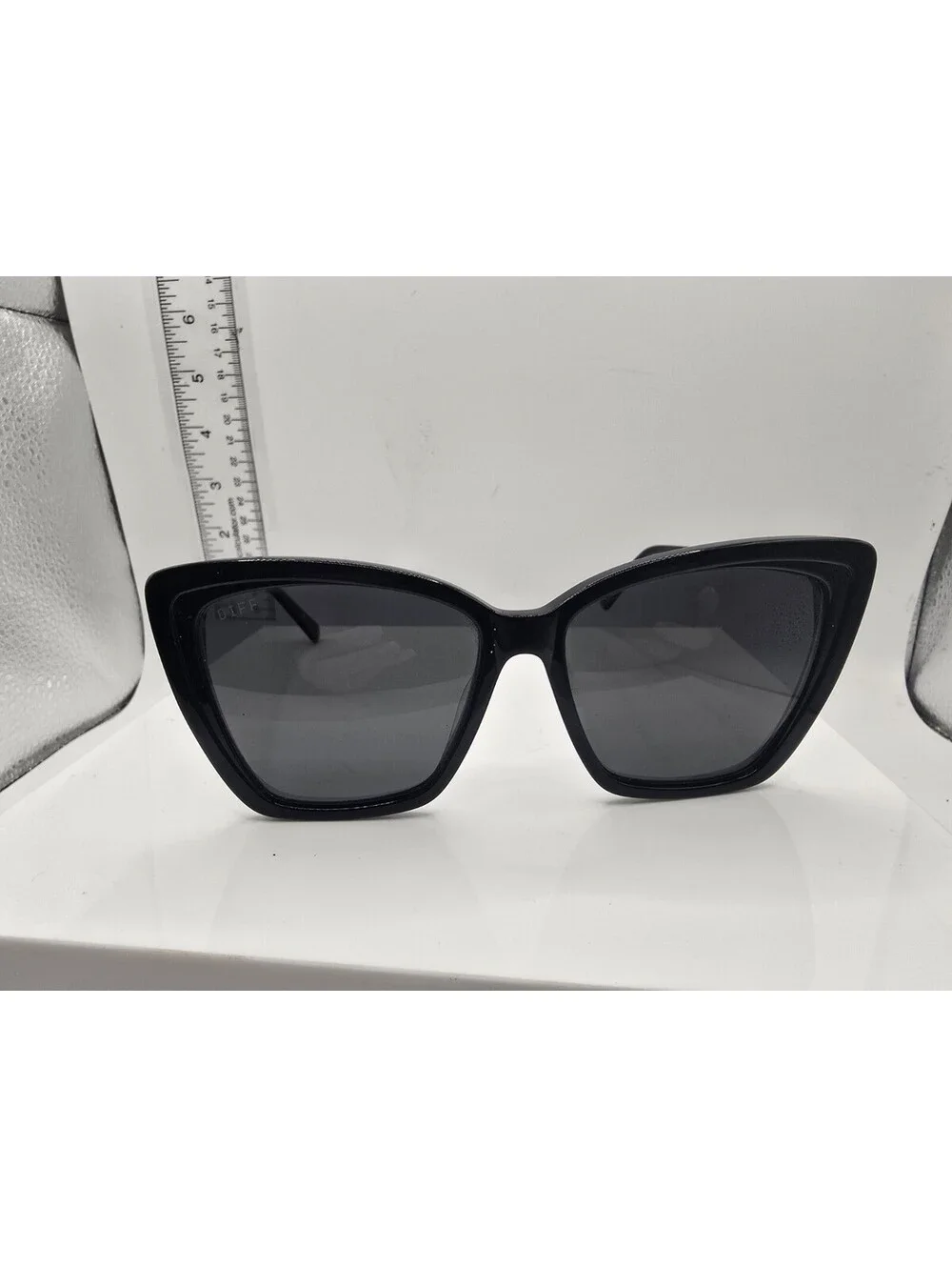 Diff Eyewear Becky II Womens Black Sunglasses BK-GR30P  56.17.146 PRC